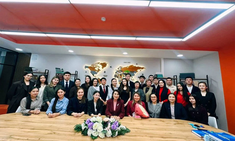 Тұсаукесер